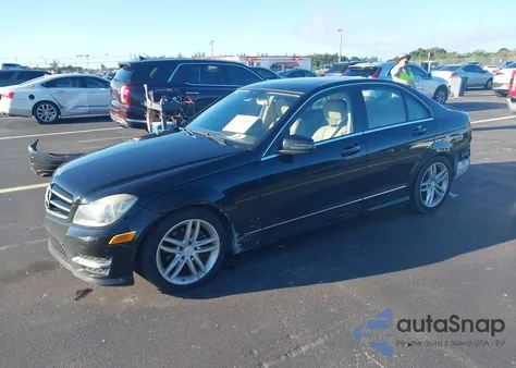 2014 Mercedes-Benz C 250 Sport from USA, damaged, VIN WDDGF4HB4ER306668